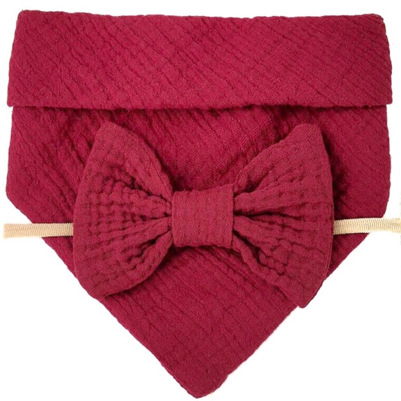 2Pc Muslin Bib and Hair Bow Set in VALENTINE’s Burgundy Red - Picture 1 of 3